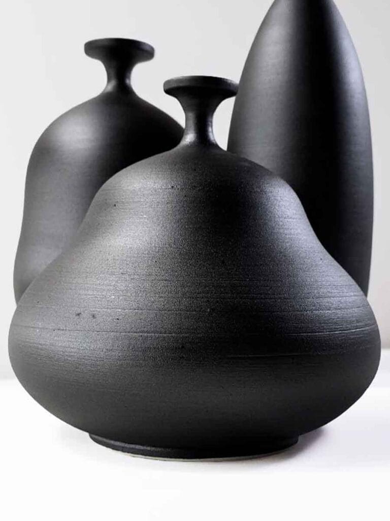 Vitrified high-fire stoneware surface detail — ceramic art by Fernando Durao, Buenos Aires studio