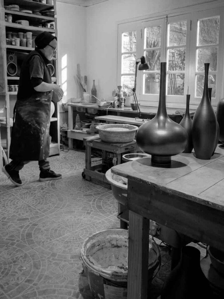 Buenos Aires studio pottery — Fernando Durao's workshop in Lanús, Buenos Aires Argentina