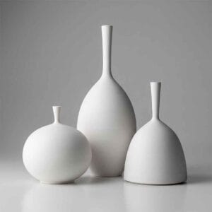 Handmade white ceramic vases three distinct forms — Unikas Quartz #264 by Fernando Durao, Buenos Aires